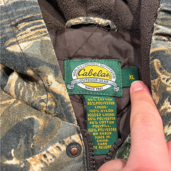 Cabelas Jacket Large - Picture 3 of 3